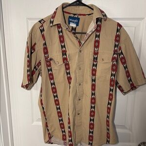 Wrangler Men's vintage Tan and Red short sleeve pearl snap